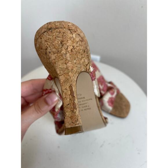 Y2K Paisley Satin Heels with Cork Bottom - Picture 9 of 10